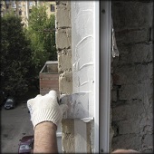 Защита монтажной пены после установки пластиковых окон