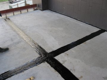 герметизация швов в бетоне