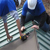 Работы по герметизации крыши из профнастила