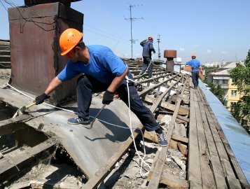 ремонт крыши профнастилом